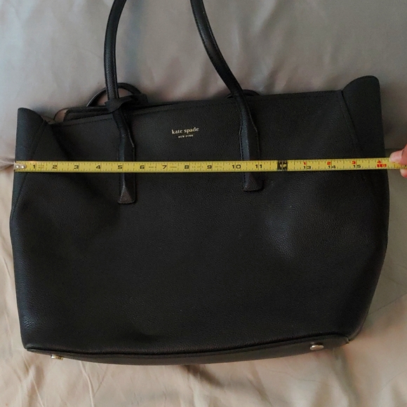 Kate Spade Tote Purse - Picture 9 of 11